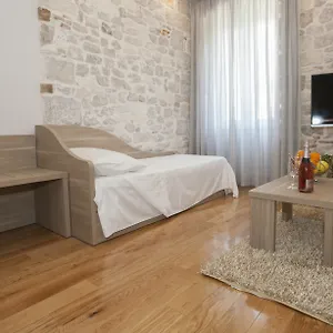 Tifani Luxury 2 , Split Croatia